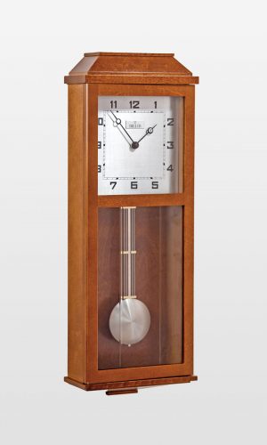 Newport Traditional Design Oak Finish Quartz Wall Clock